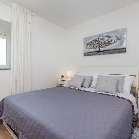 Ferienhaus House Jele