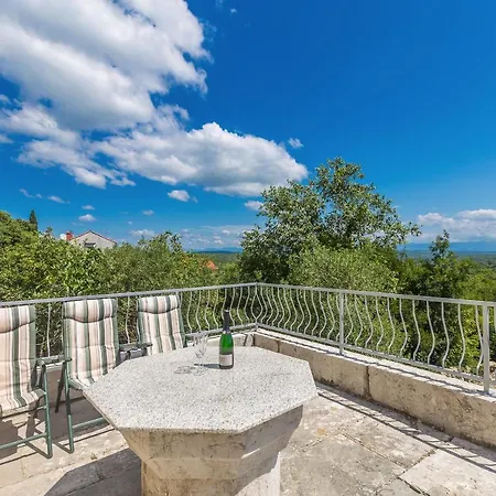 Ferienhaus House Jele *