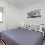 بيت للعطل House Jele